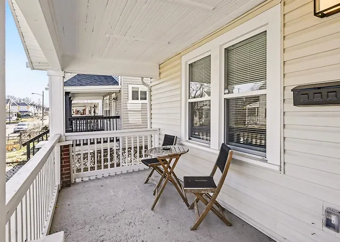 Cozy 2br Near Ohio State - Private Yard - Parking Holiday home *